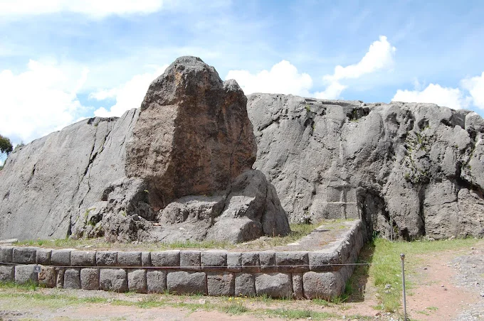 complejo arqueológico Qenqo El Anfiteatro Inca