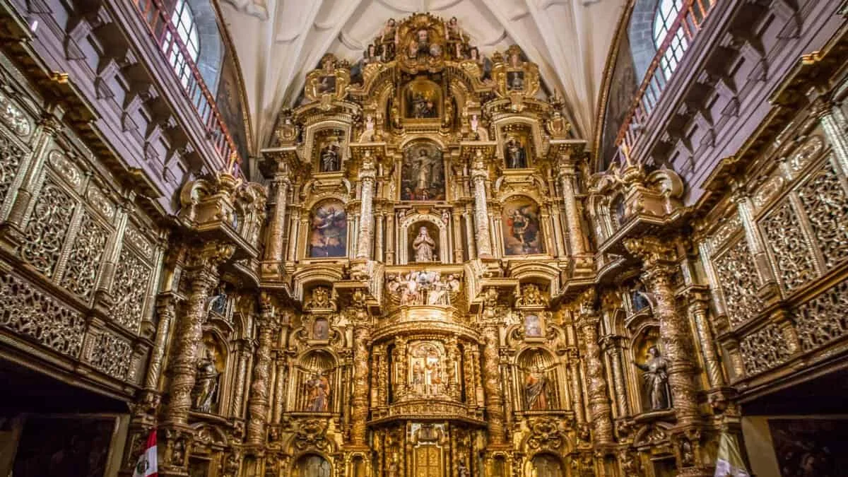Compañía de Jesús Cusco altar 
