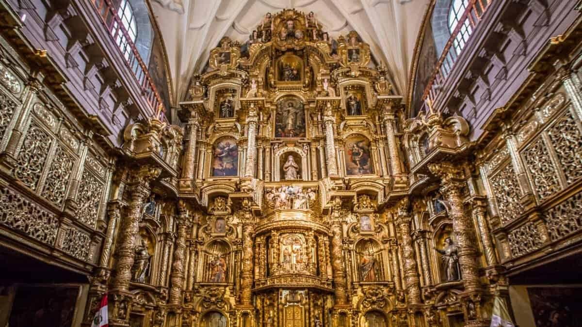 Compañía de Jesús Cusco altar 