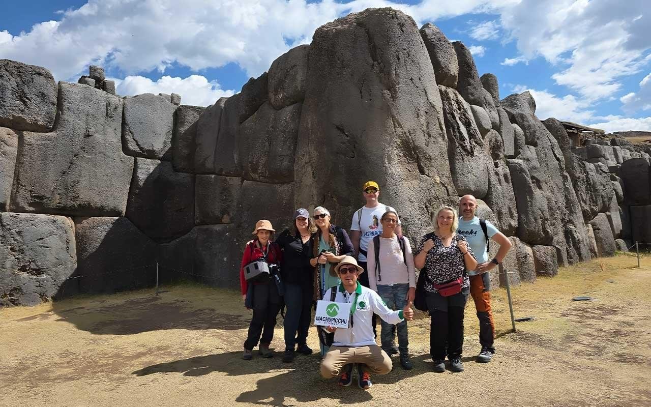 paquete-turistico-Cusco-Tradicional--y-machupicchu--4-dias-y-3-noches1 paquete-turistico-Cusco-Tradicional--y-machupicchu--4-dias-y-3-noches1