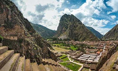 OLLANTAYTAMBO FORTRESS