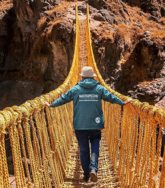 El Puente Inca Qeswachaka Cusco