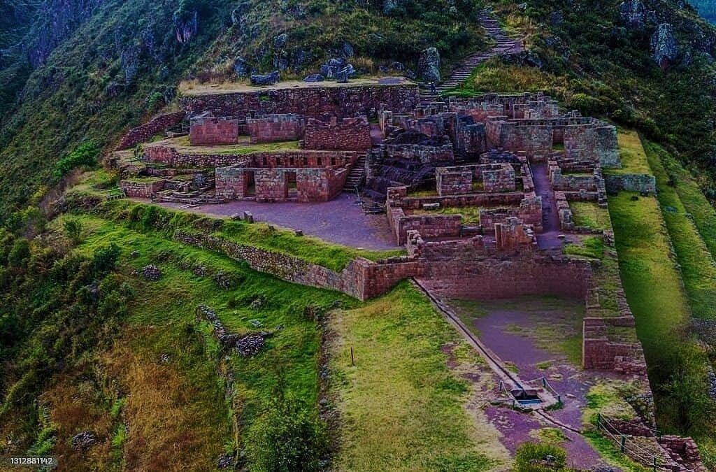 Cementerio Inca de Pisac 