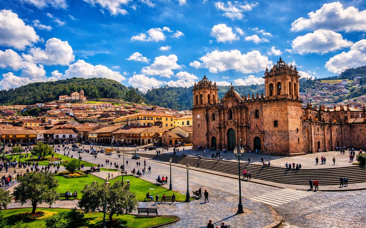 Meeting point: Free walking tour in Cusco - Plaza de Armas